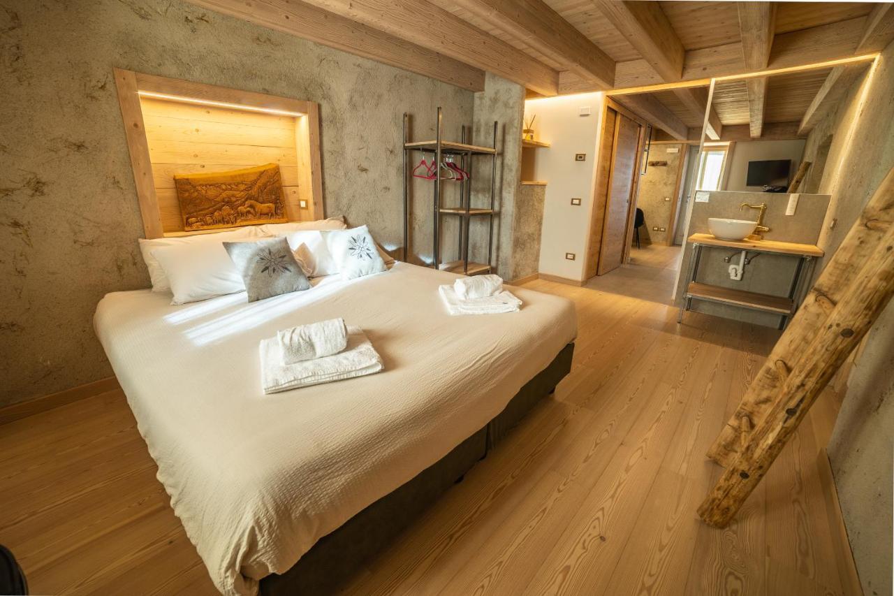Bazzario B&B Лавароне Екстер'єр фото